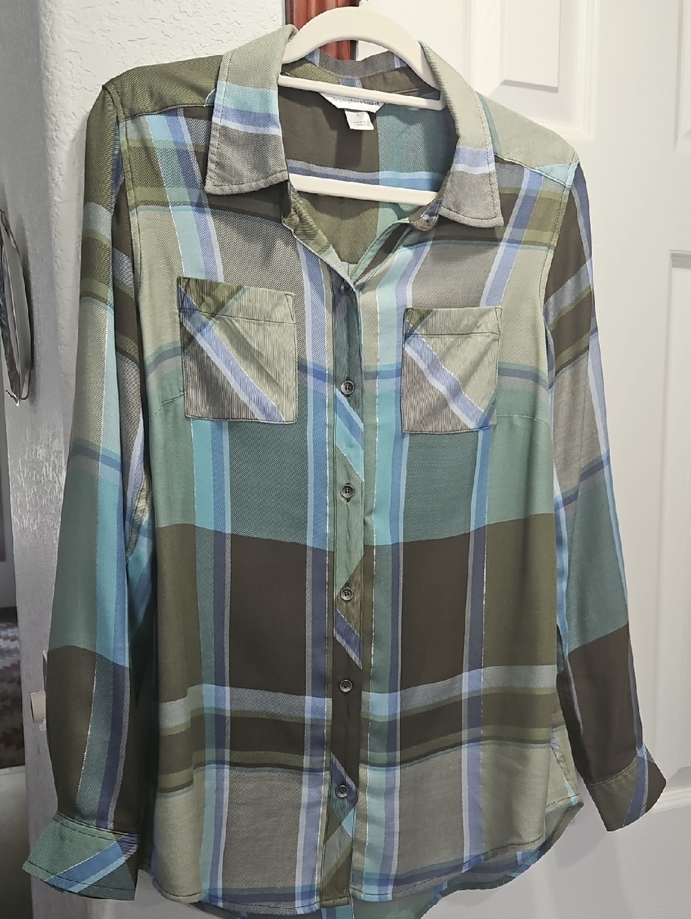 Christopher & Banks Green Blue Plaid Button-Down Shirt/Gold narrow line on shirt